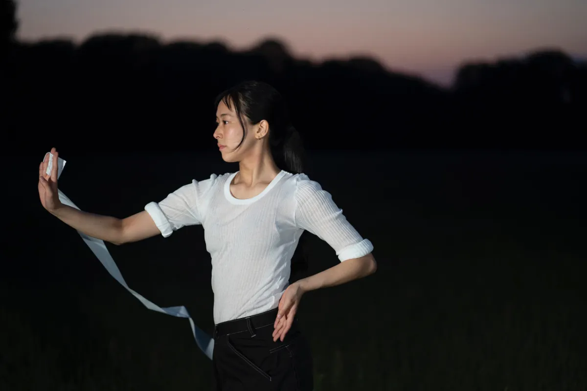 La rentrée - Schemes of an Hour – Emmilou Roessling