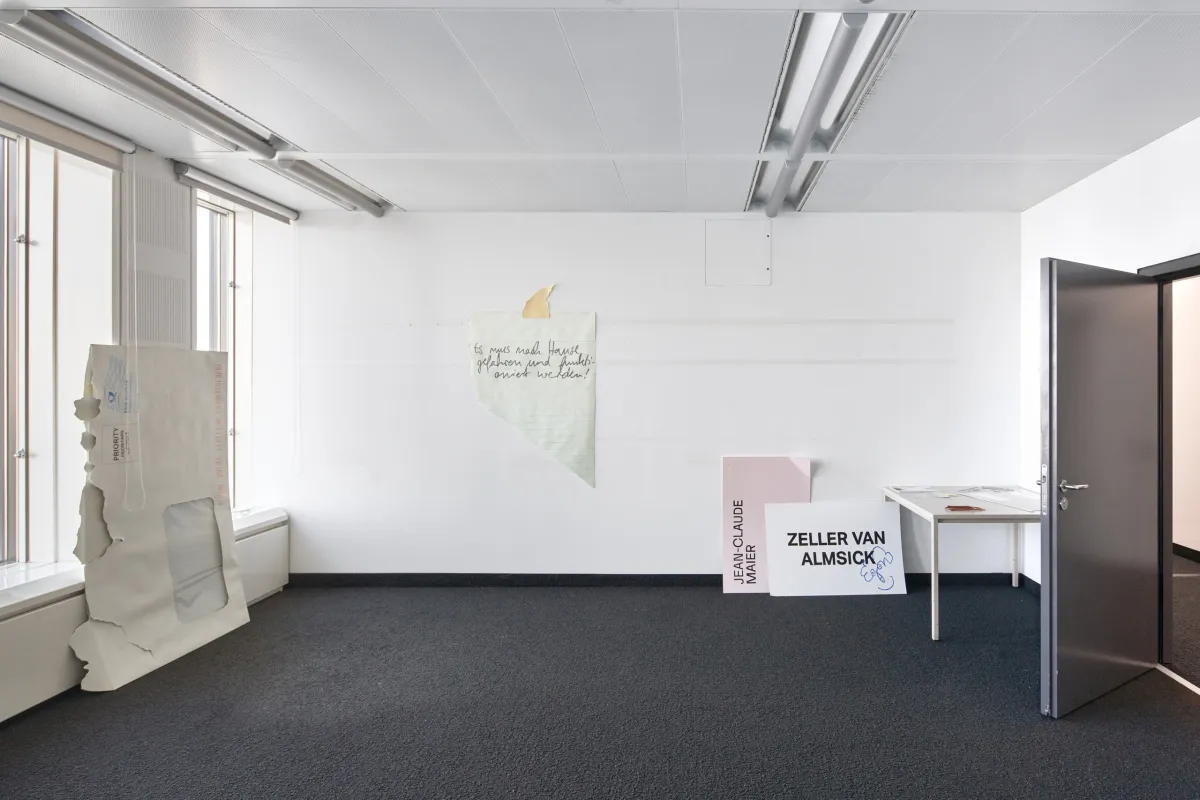 installation view Xenia Lesniewski 08 - House of Galleries 2026